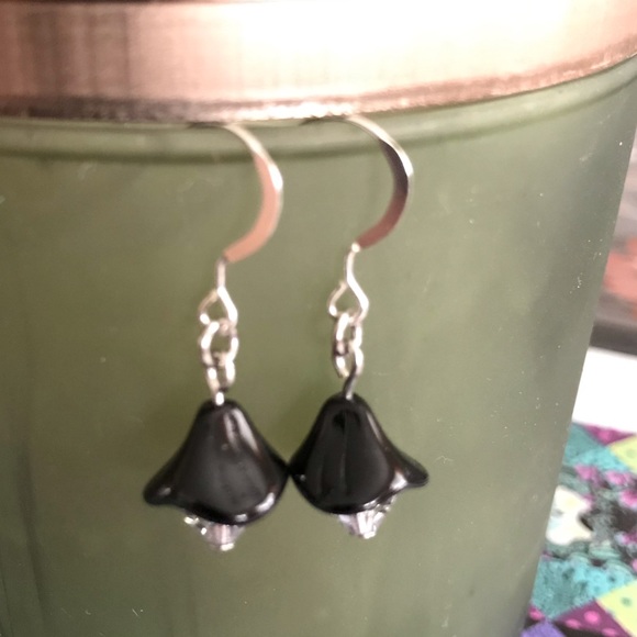 Czech glass Swarovski bell earrings Victorian goth - Picture 3 of 6